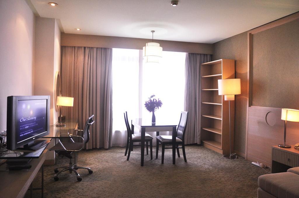 Hotel Nikko Tianjin Exterior foto A suite at the hotel